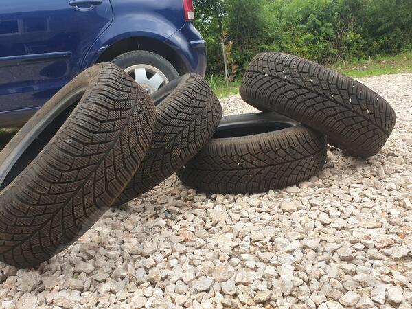 Pirelli - phenix - Univerzalna guma