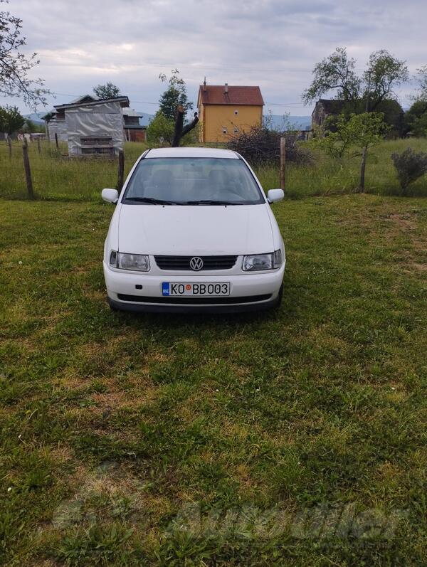 Volkswagen - Polo - 1900