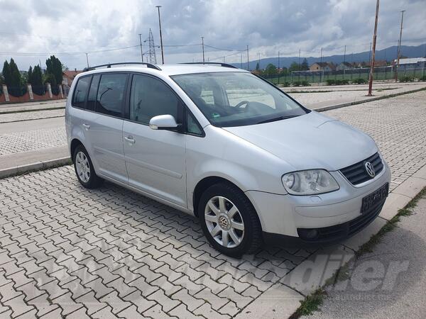 Volkswagen - Touran