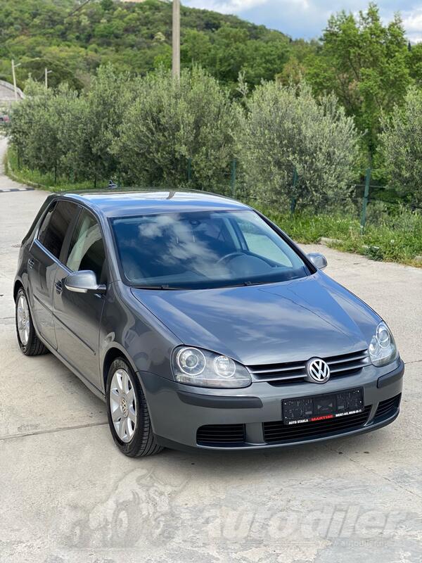 Volkswagen - Golf 5 - 1.9 TDI