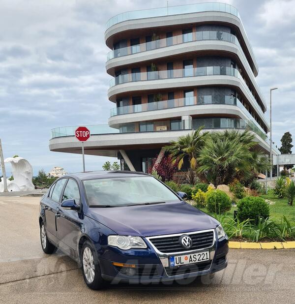 Volkswagen - Passat