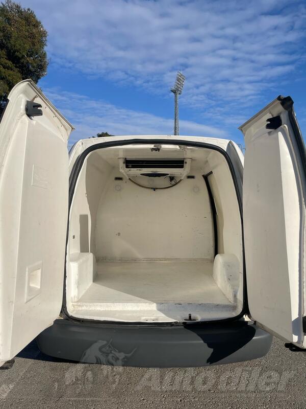Volkswagen - Caddy - 2.0SDI sa Thermokingom