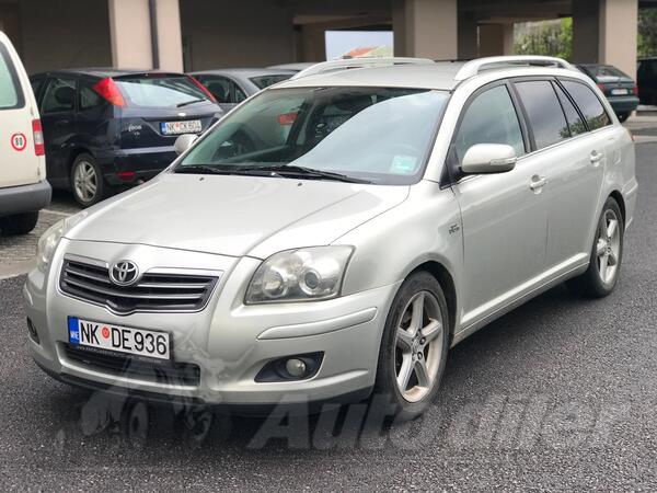 Toyota - Avensis - 2.2 D4D