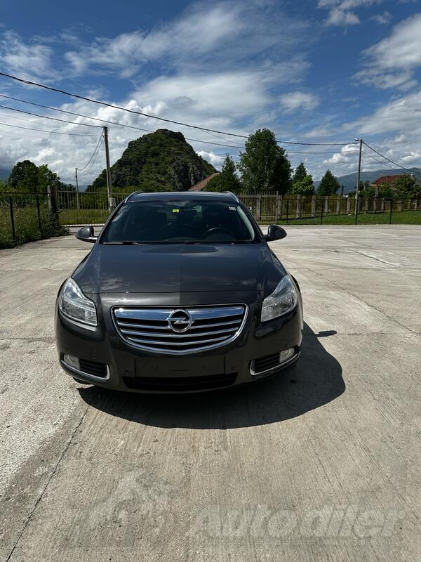 Opel - Insignia - 2.0 CDTI