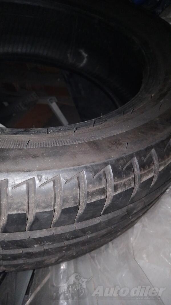 Bridgestone - 205/55/17 - Summer tire