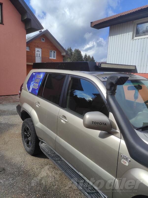 Krovni nosači, koferi, šatori i galerije