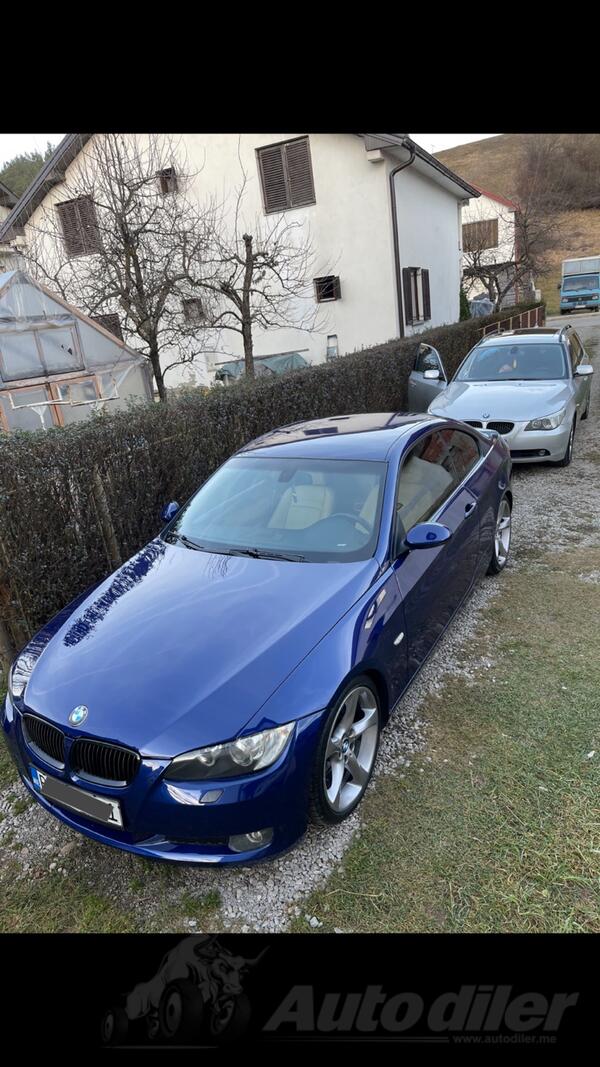 BMW - 320 - 2.0d