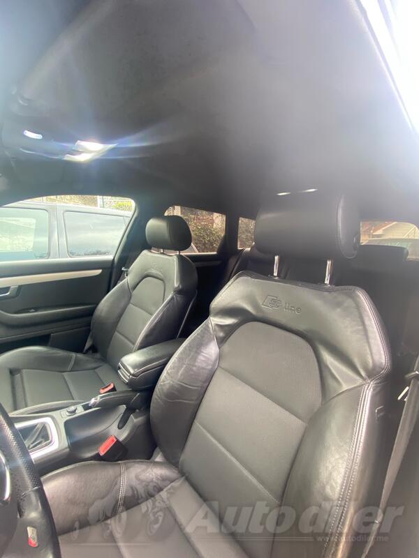 Audi - A4 - 2.0 TDI 3xsline