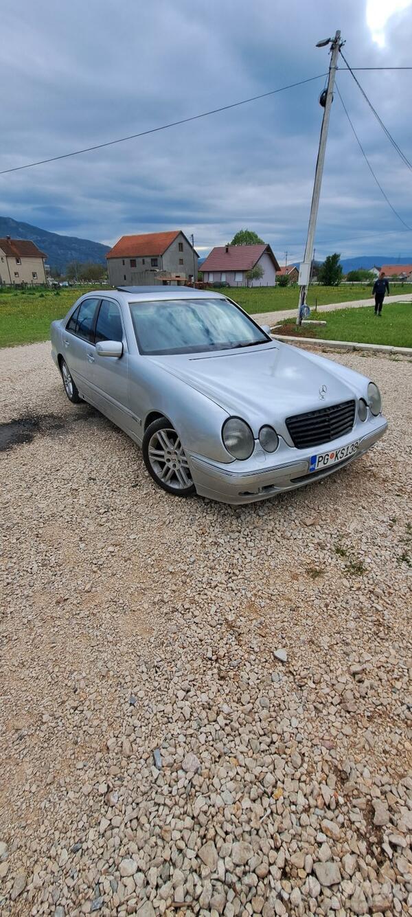 Mercedes Benz - E 220 - 2.2 CDI