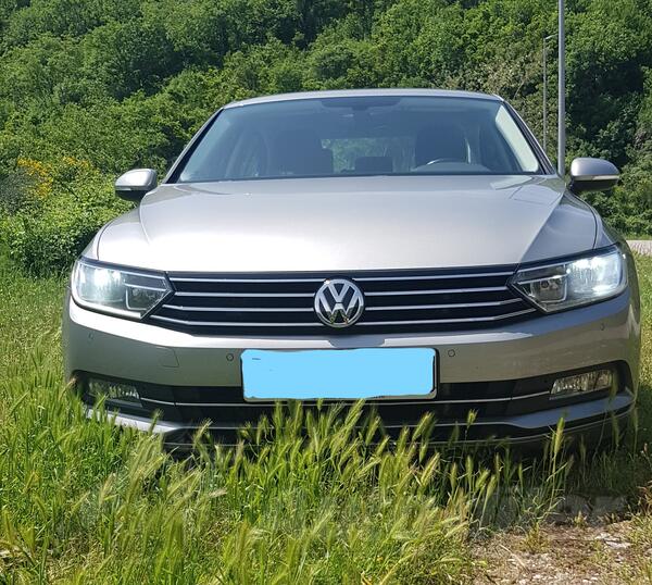 Volkswagen - Passat - 2.0 tdi