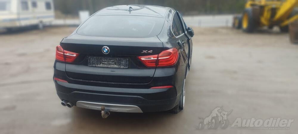 U djelovima BMW - X4 3.0