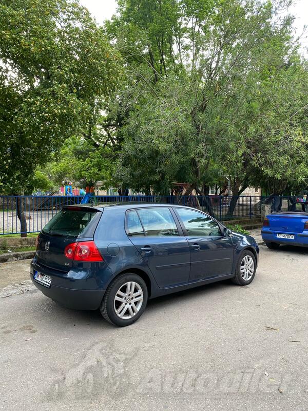 Volkswagen - Golf 5 - 1.9 tdi