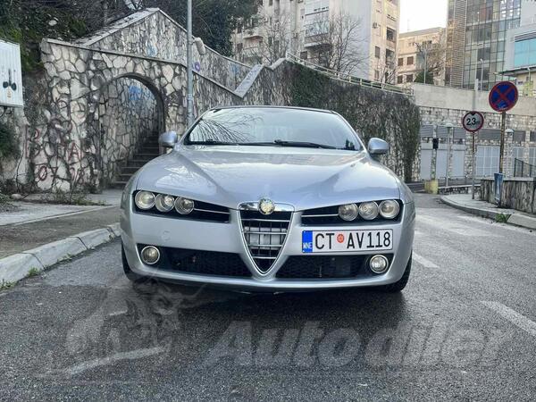 Alfa Romeo - 159 - 1.9