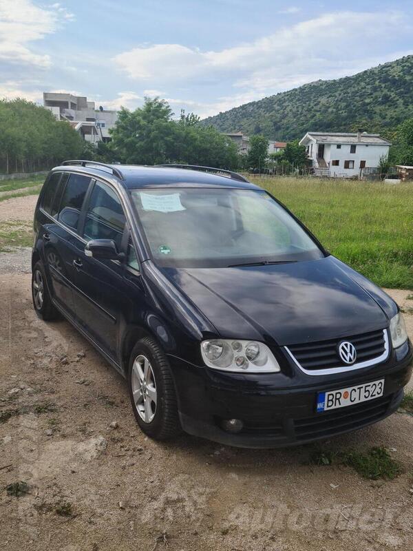 Volkswagen - Touran - 2.0 TDI