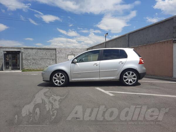 Volkswagen - Golf 5 - 2.0 TDI