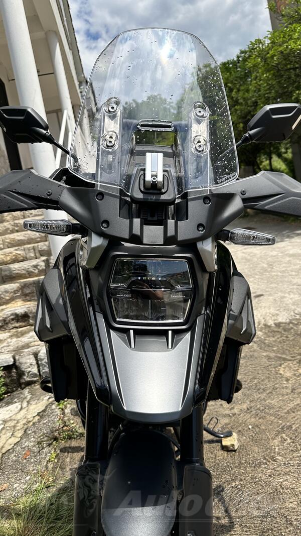 Suzuki - V Strom 1050 xt 2022
