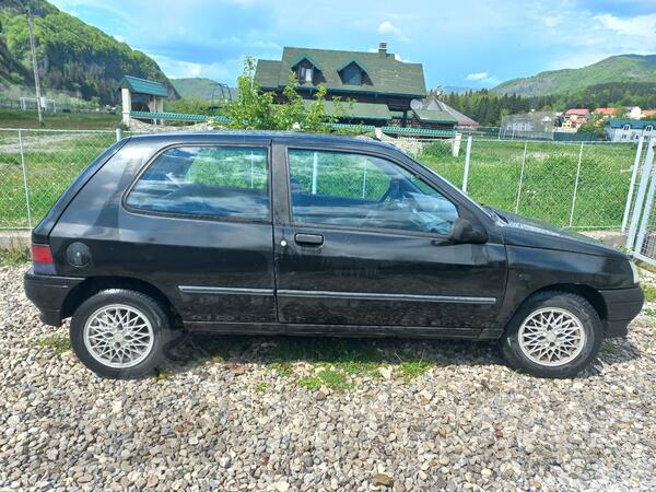 Renault - Clio - 1.2