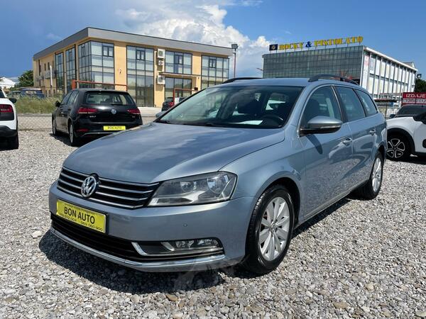Volkswagen - Passat