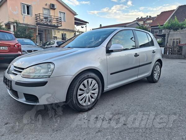 Volkswagen - Golf 5 - 1.9tdi