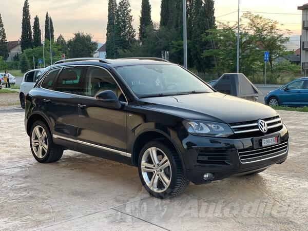Volkswagen - Touareg - R line