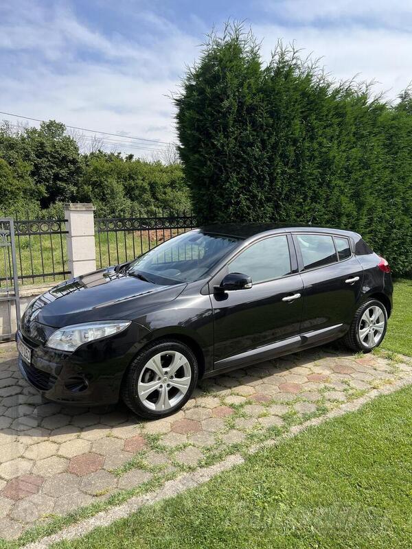 Renault - Megane - TCe 130