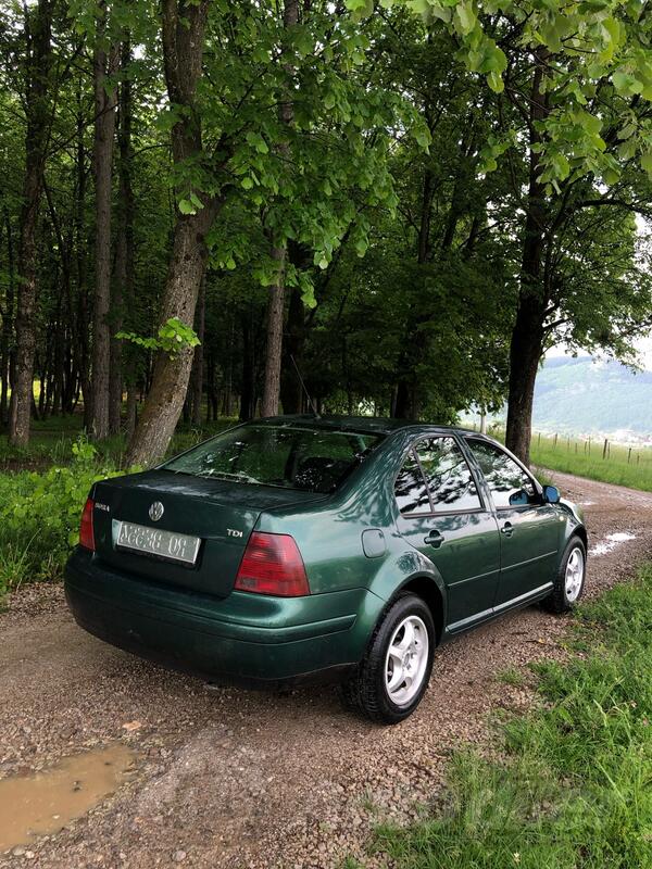 Volkswagen - Bora - 1.9tdi