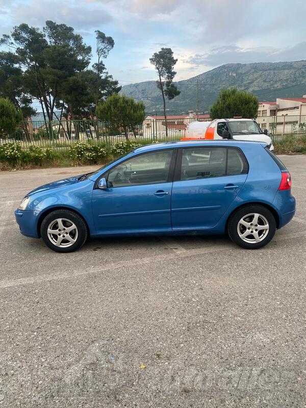 Volkswagen - Golf 5 - 1.9 TDI 77