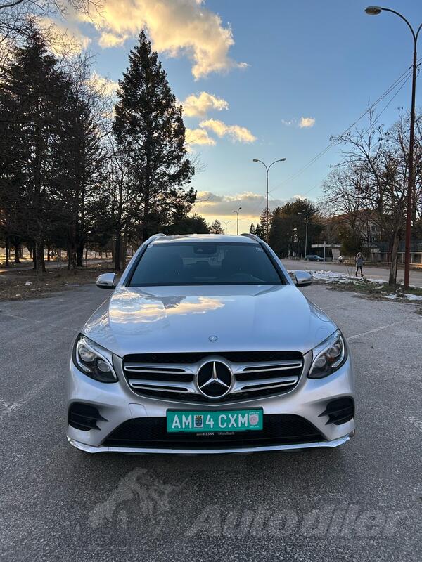 Mercedes Benz - GLC 220 - 9G-Tronic AMG line
