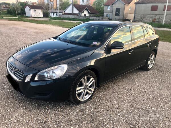 Volvo - V60