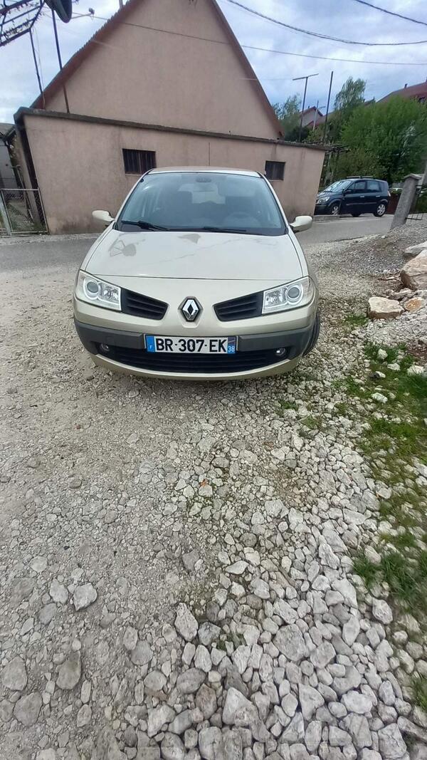 Renault - Megane - 15 DCI