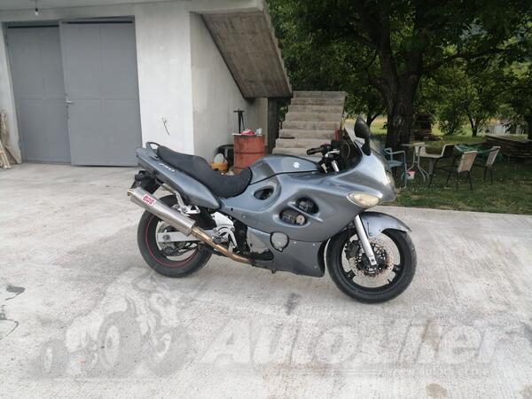 Suzuki - GSX750F