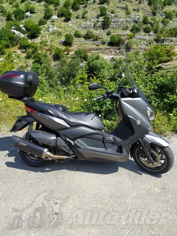 Yamaha - Xmax