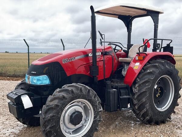 Case IH - FARMALL 80