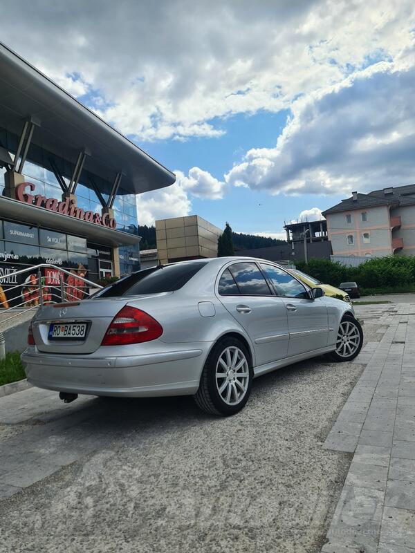 Mercedes Benz - E 220 - w211 - Cijena 4950 € - Montenegro Rožaje Centar  grada Cars