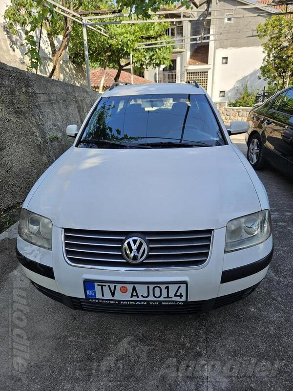 Volkswagen - Passat
