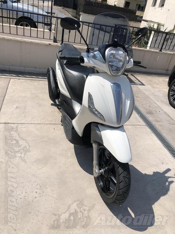 Piaggio - Beverly 350