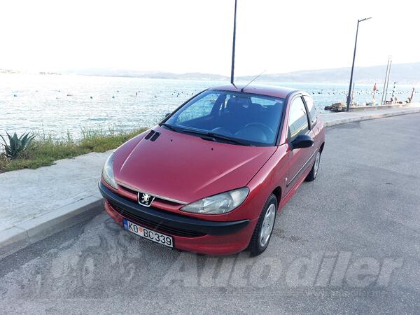 Peugeot - 206 - 1.4i