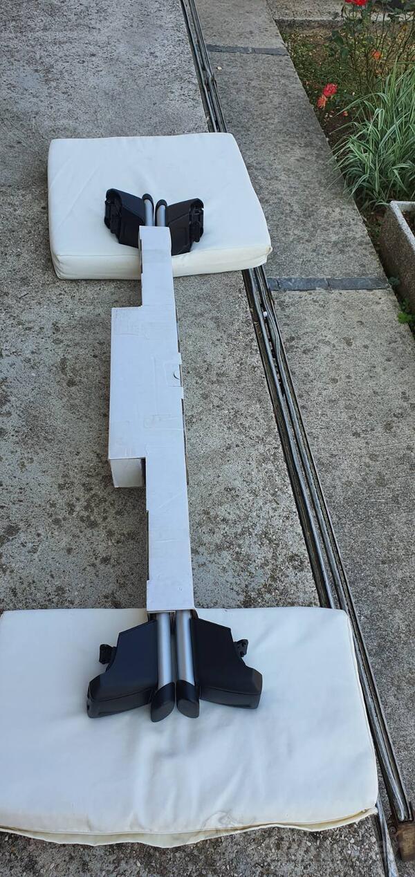 Krovni nosači, koferi, šatori i galerije