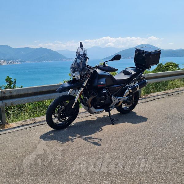Moto Guzzi - V85 TT
