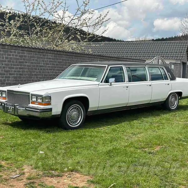 Cadillac - Fleetwood - v8 5.0