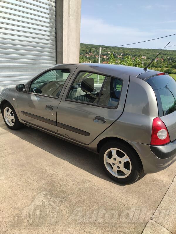 Renault - Clio - 1.2 ,8V