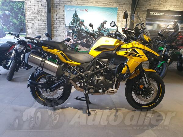 Benelli - TRK 502X