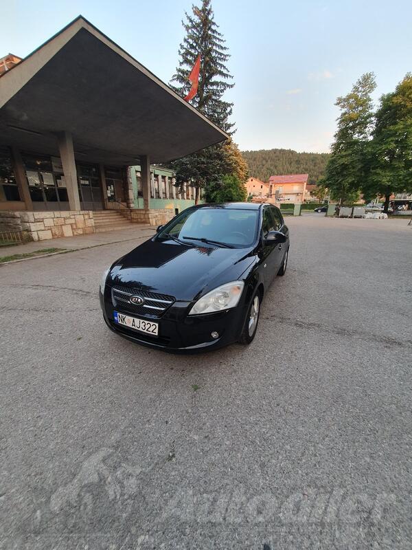 Kia - Cee`d