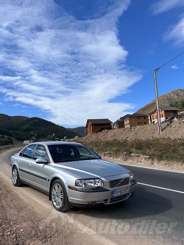 Volvo - S80