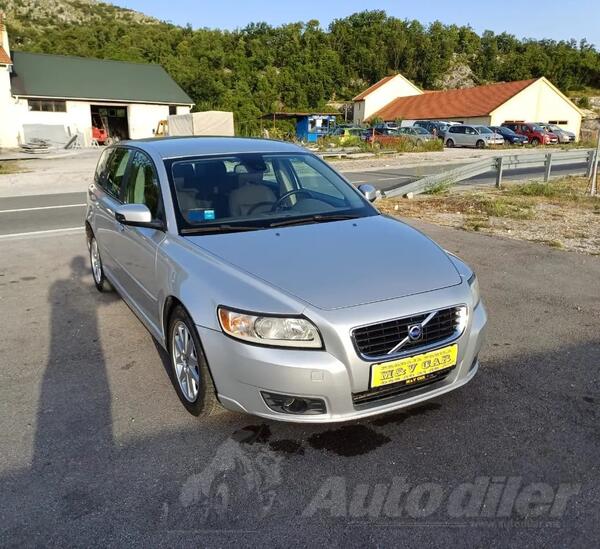 Volvo - V50 - 2.0 D 100kw