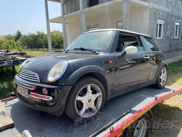 U djelovima Mini - Cooper 1.6 b