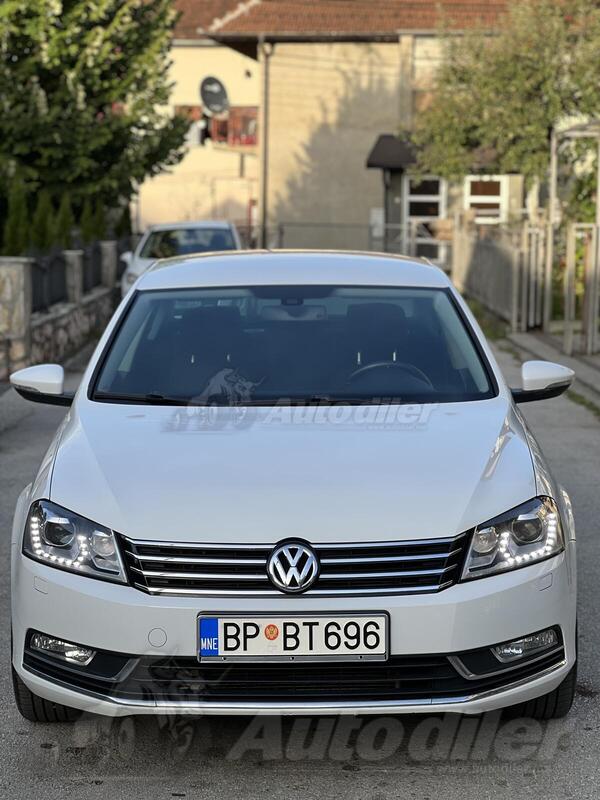 Volkswagen - Passat - 2.0 TDI
