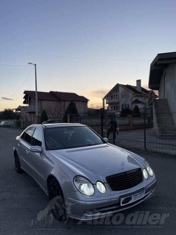 Mercedes Benz - E 270 - 2.7
