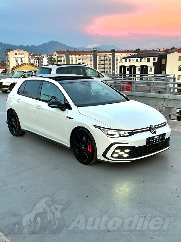 Volkswagen - Golf 8 - GTI