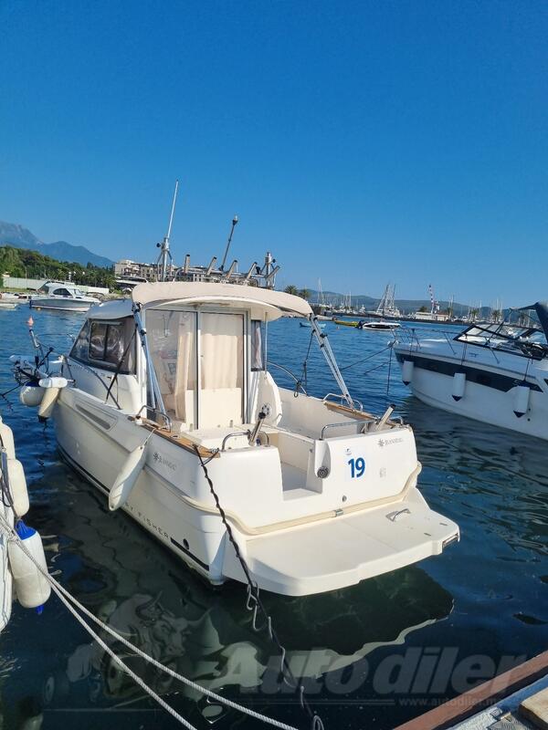 Jeanneau - Merry Fisher 705